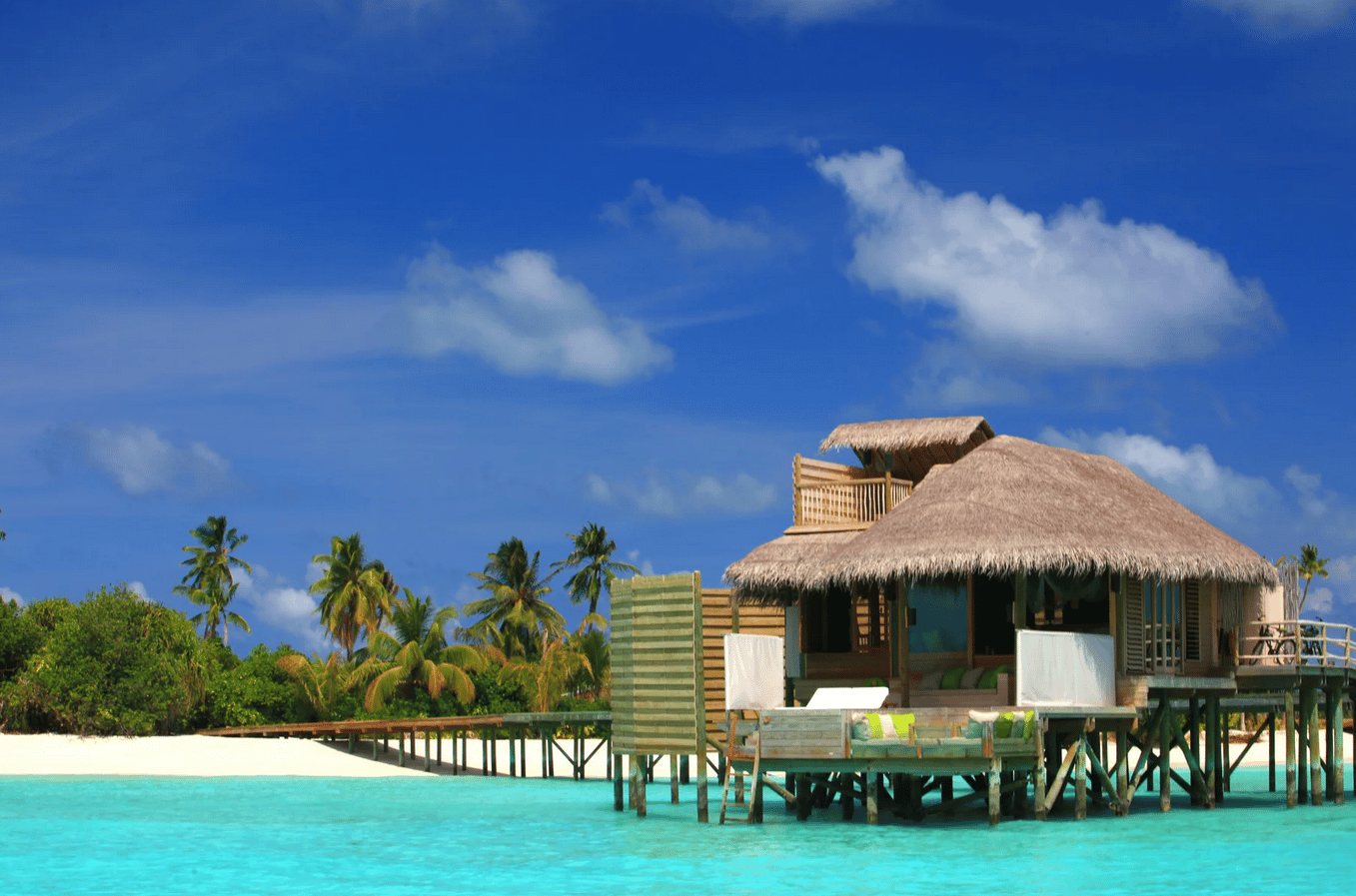 Lagoon Water Villa · calm side